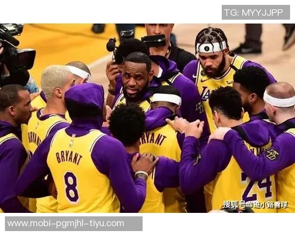 悼念维科特巴黎圣日耳曼前主帅离世俱乐部官方发文致以哀悼