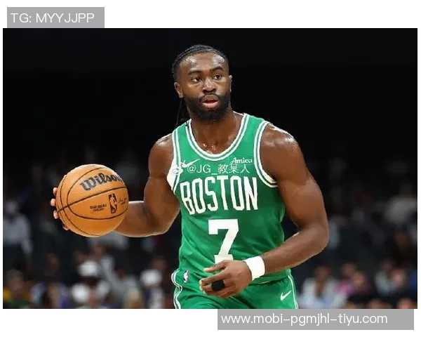 杰伦布朗主动请缨防守小卡背后的勇气与决心解析